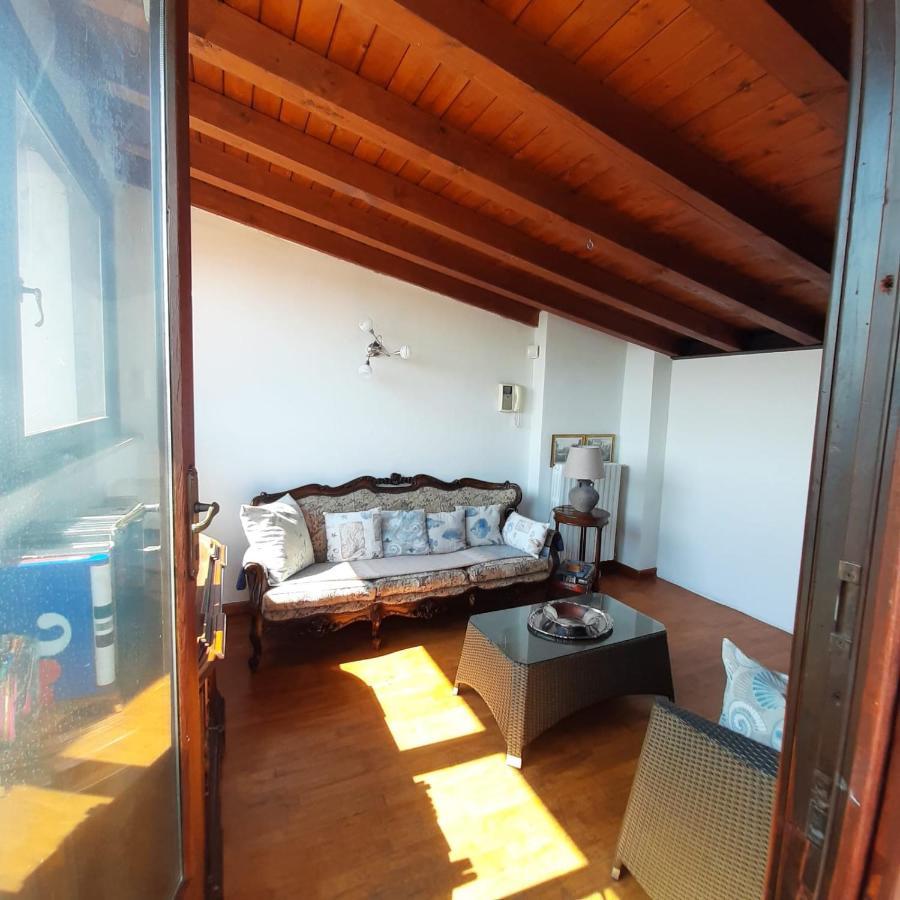 Loft Trabucco - In The Heart Of Salo City Center, Lake View, 4 Rooms Экстерьер фото